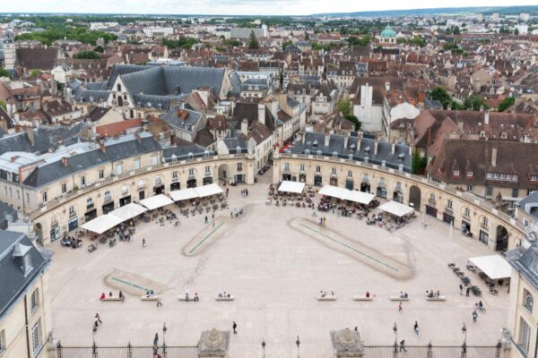 Panorama sur la place de la Libération