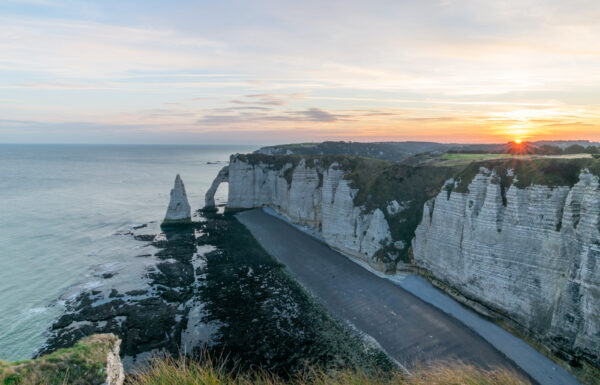 Lever de soleil à Étretat