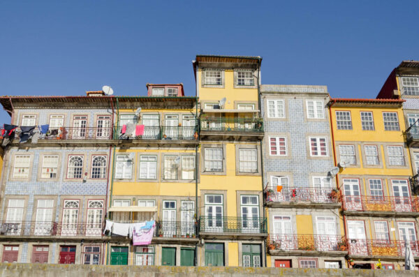 Cais da Ribeira à Porto