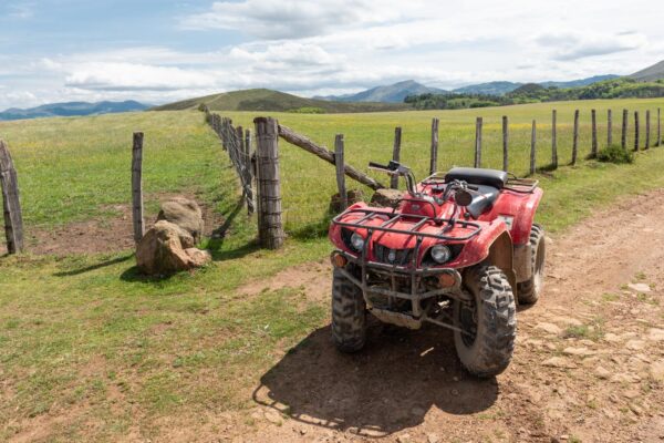 Faire du quad dans l'arrière-pays basque