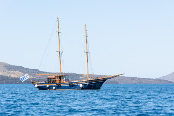 Caïque à Santorin, bateau traditionnel