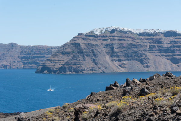 Vue sur Thira depuis Néa Kaméni