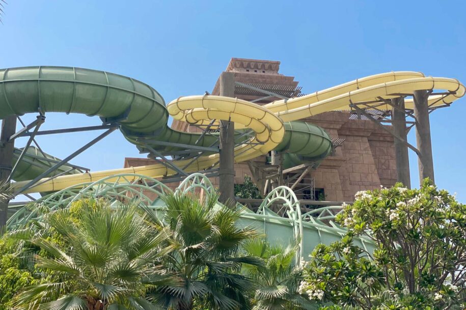 Toboggan dans un waterpark de Dubaï