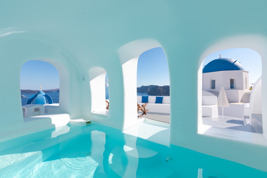 Piscine du meilleur hôtel de Santorin