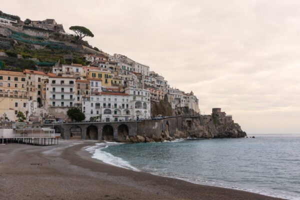 Plage d'Amalfi en Italie